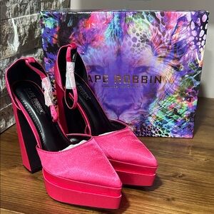 Cape Robbin Fuchsia Platform Slingback Heels new in box size 7